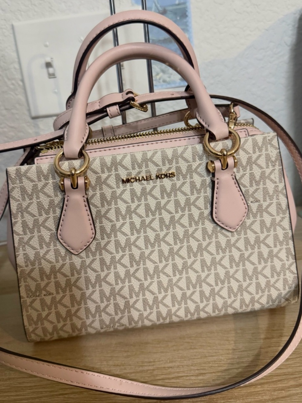Michael Kors Marilyn Small Satchel Shoulder Crossbody Bag
MK Signature